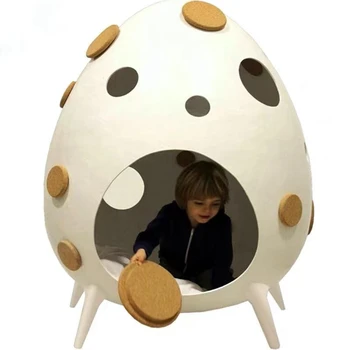 Északi személyre szabott üvegszálas tojás ház tojás alakú lyuk a gyermekek szék játék szék tojás szék művészet